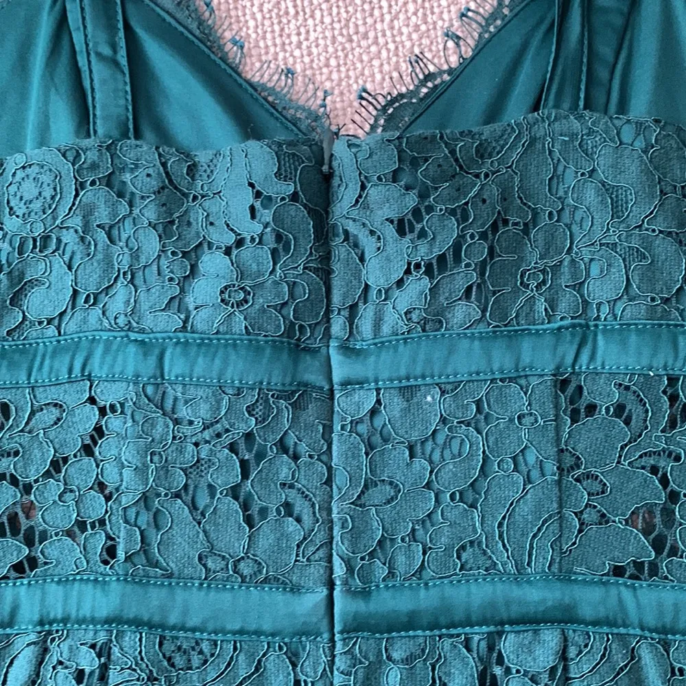 Dark green cocktail dress - Image 4