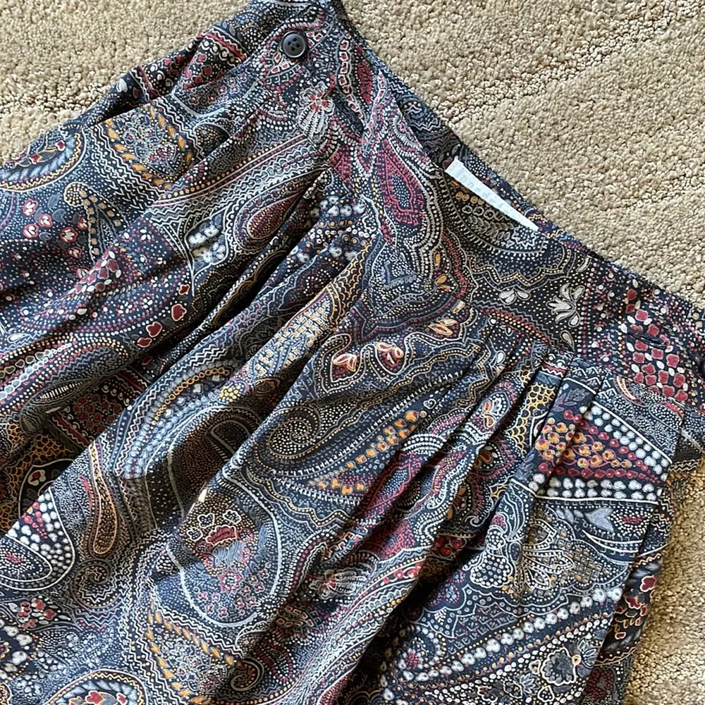 Nordstrom made in Italy 100% wool front pleat beautiful midi flare skirt - Image 2