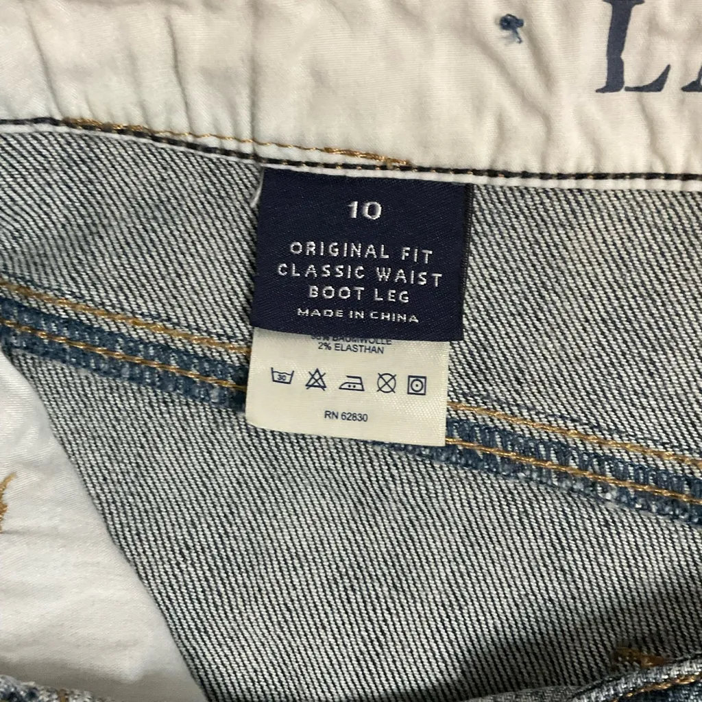 Lands' End Women's Original Fit Classic Waist Boot Leg Jeans in Classic Blue - Image 5