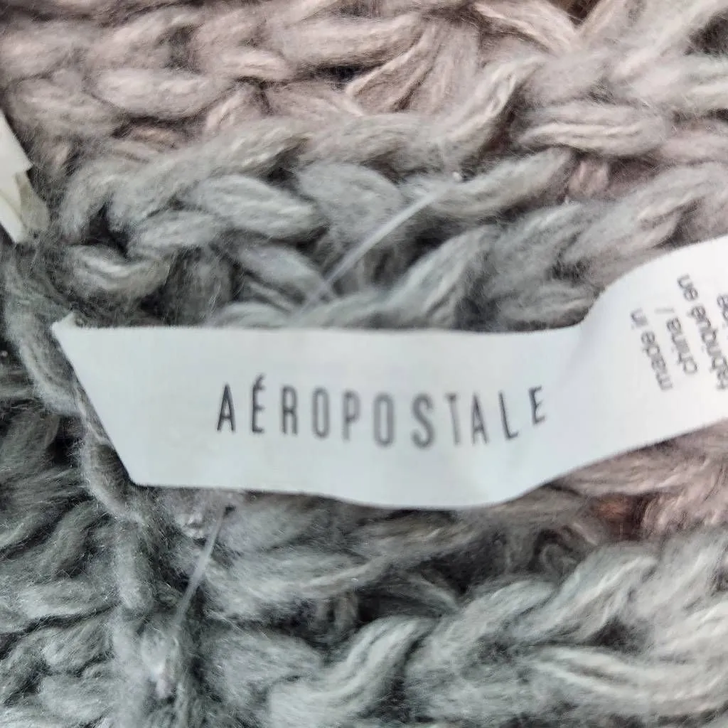Aeropostale Gray Chunky Knit Scarf One Size Light Gray Knit Infinity Scarf - Image 4
