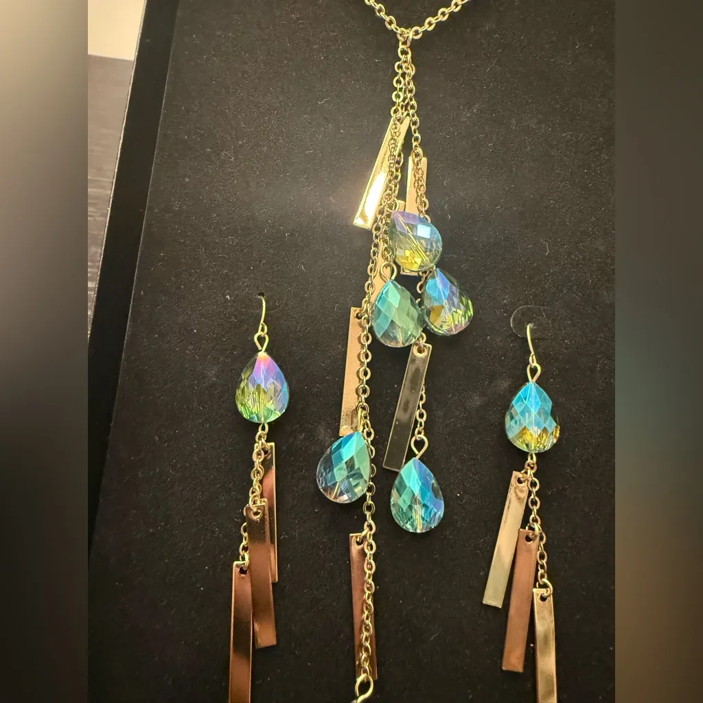 NEW Set of Matching Necklace and Earrings Gold Turquoise Teal Dangly Earrings Blue - Image 3