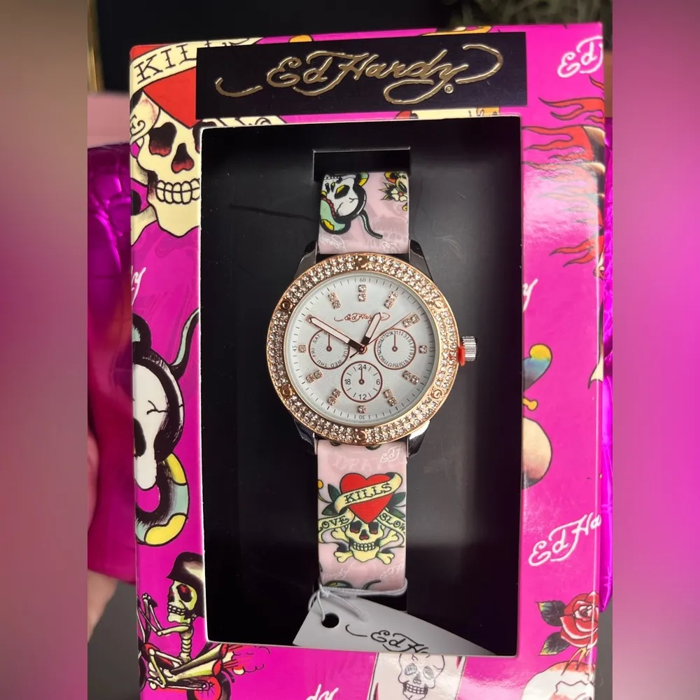 Ed Hardy Love Kills Rose Gold Watch & Cosmetic Bag Set Y2K Pink NWT - Image 4