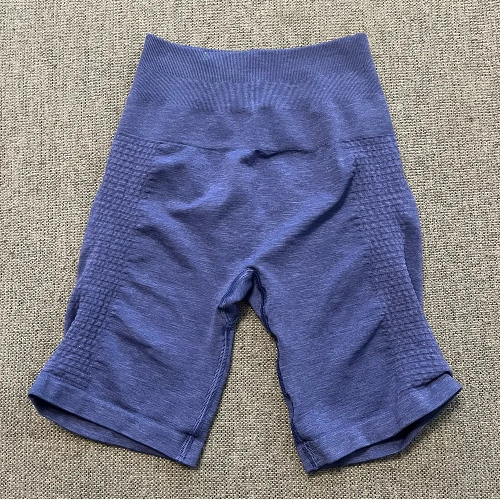Alphalete blue spandex shorts, size XS - Image 5