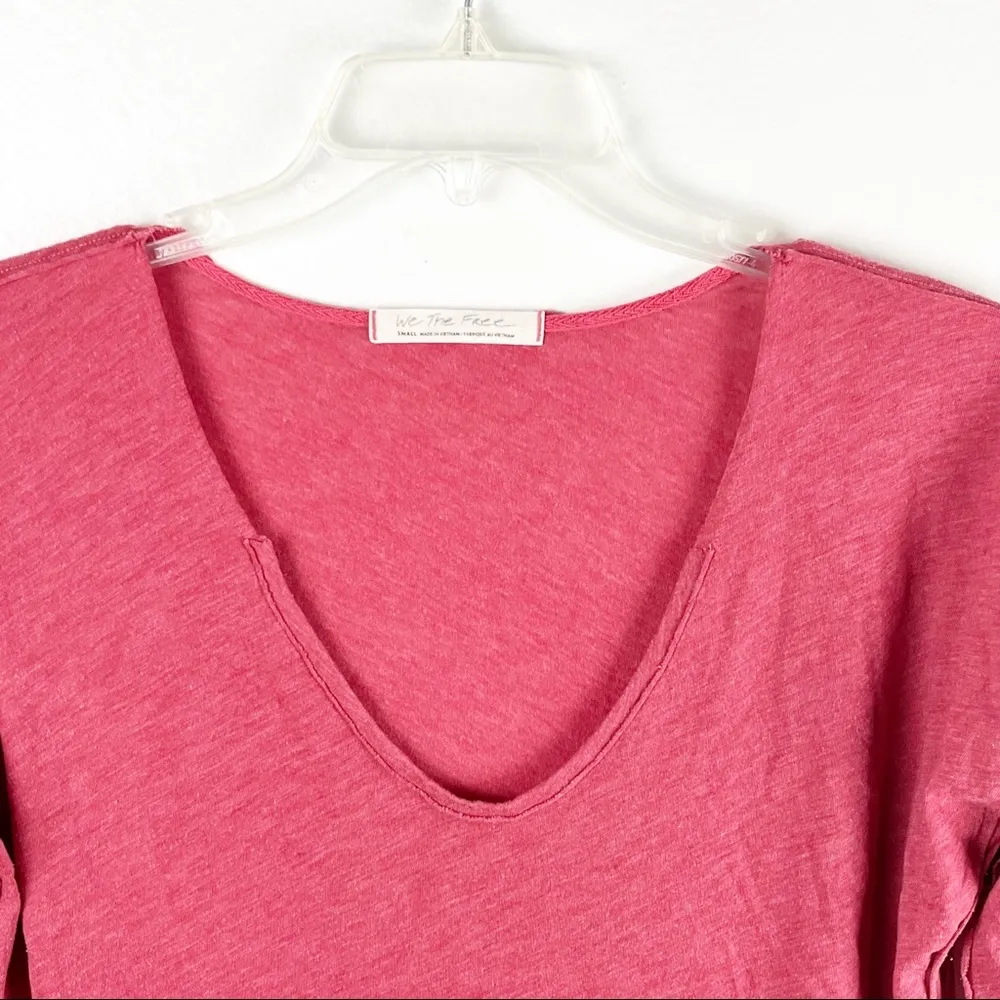 FREE PEOPLE WE THE FREE Scoop Neck Slouchy Distressed Snap Cuff Top, Size Small - Image 4