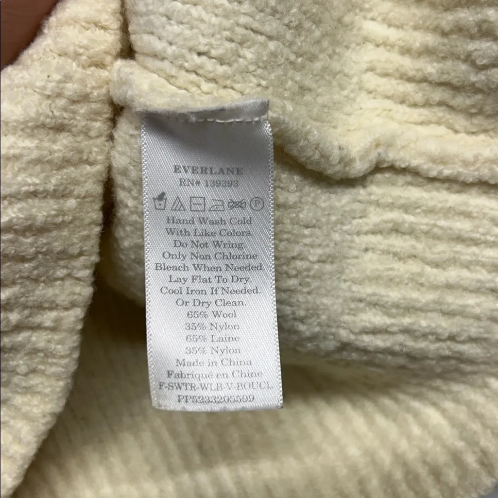Everlane Teddy Wool Blend V-neck Sweater Cream Size Small Boucle Long Sleeve Rib - Image 4
