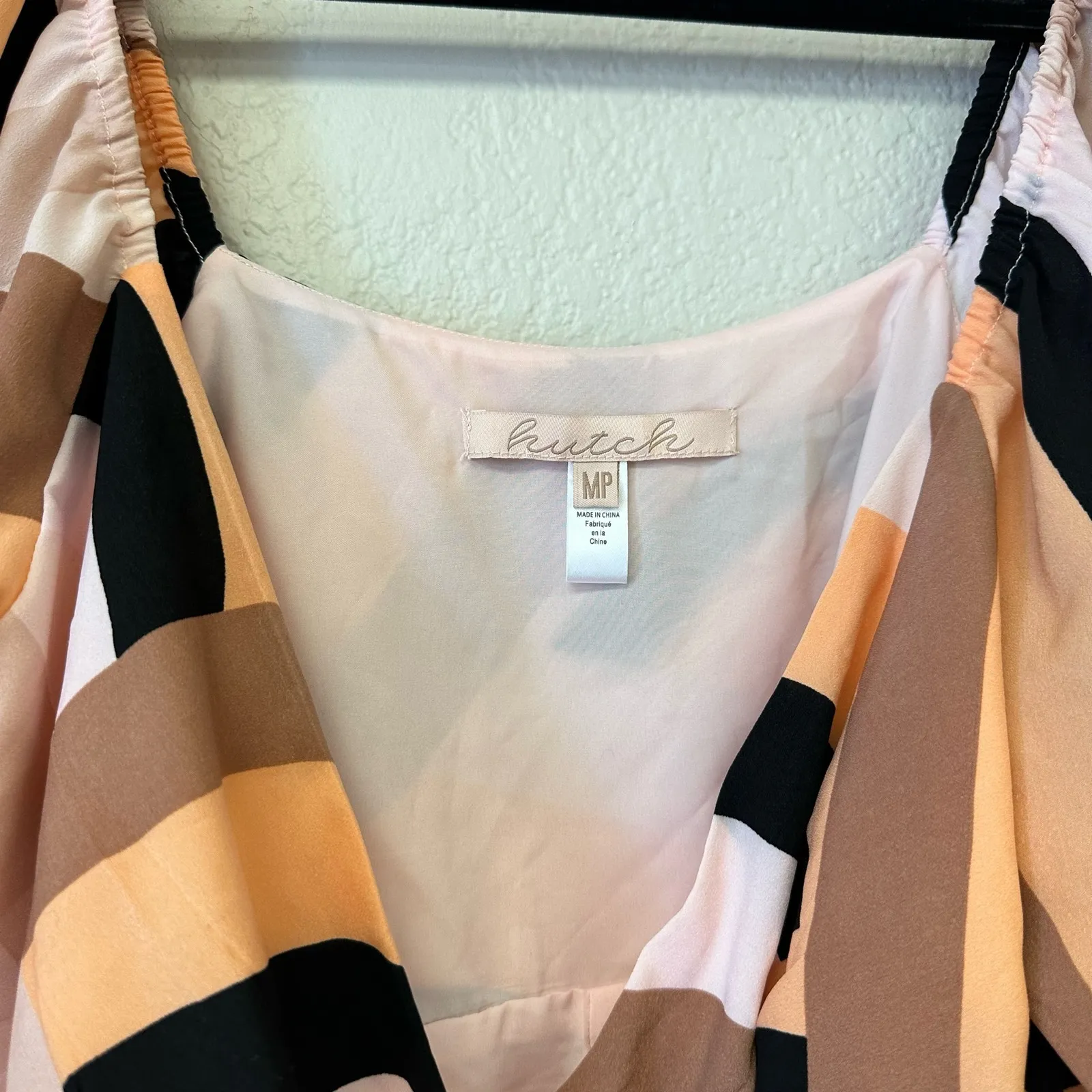 Hutch Geo Wrap Mini Dress Long Sleeve Patterned Pink Combo Size Medium Petite - Image 6