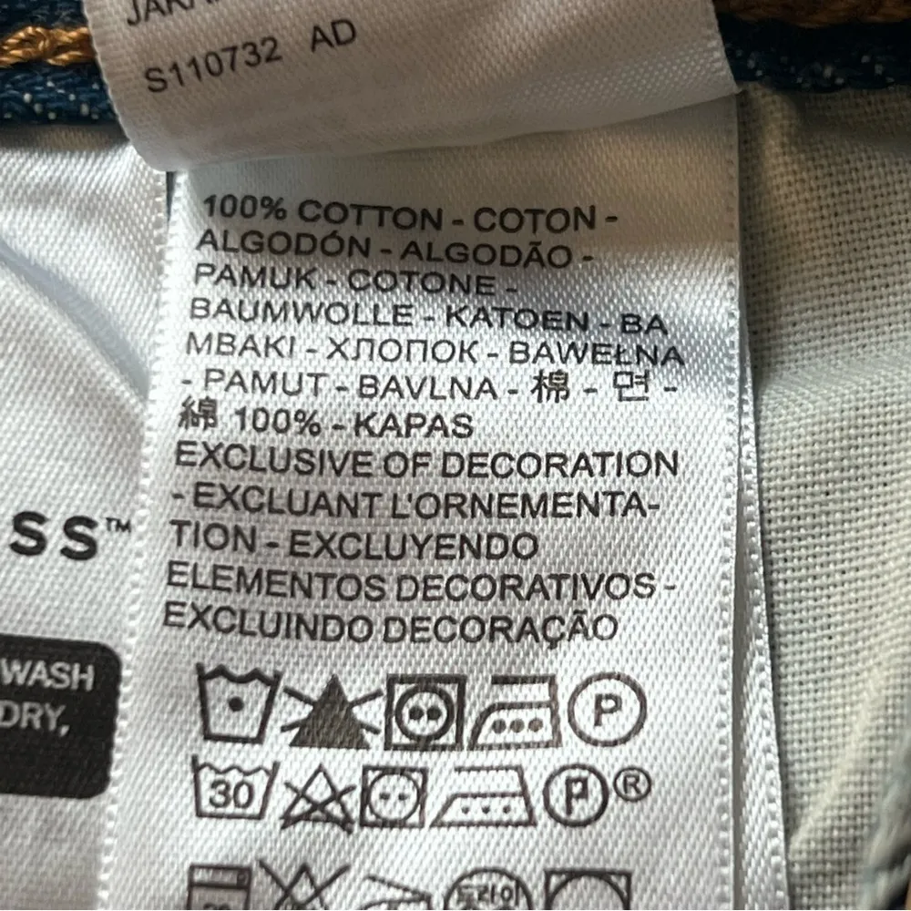 Levi's 501 Original Fit High-Rise Women's Jean Shorts Size W 28 Button Fly - Image 13