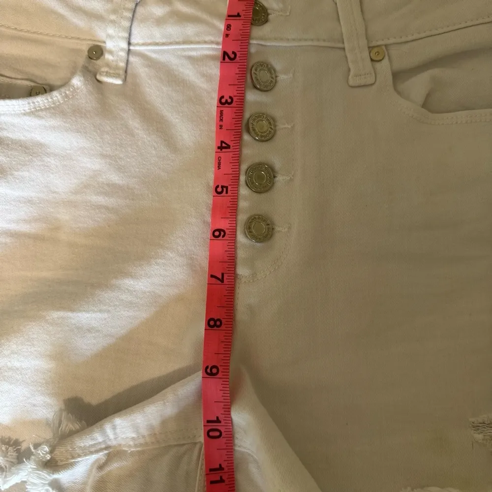 White‎ Denim Shorts Button Fly Distressed Frayed Hem Casual - Image 3