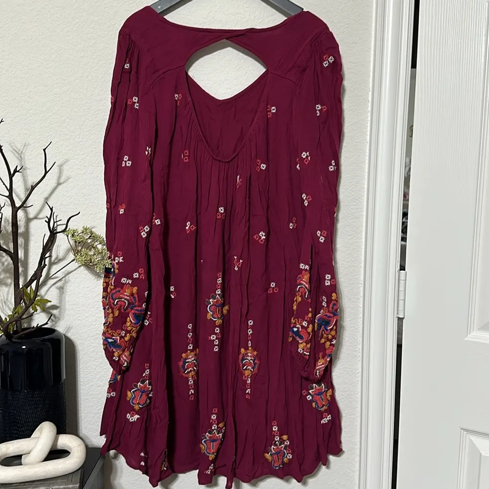 NWOT FREE PEOPLE Oxford Embroidered Mini Dress in Plum combo color - Image 7