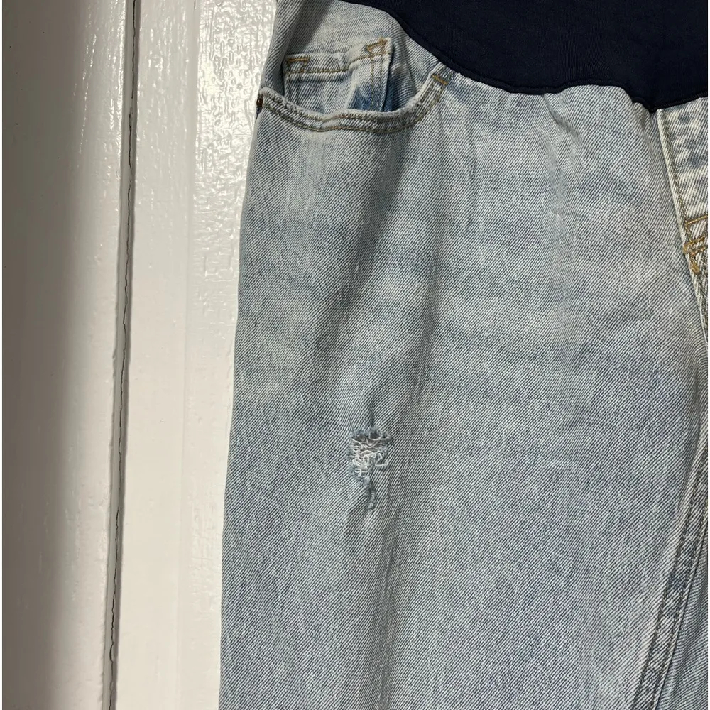 NWT Old Navy Full Panel Light Wash Distressed Flare Jeans 8 short - Image 5