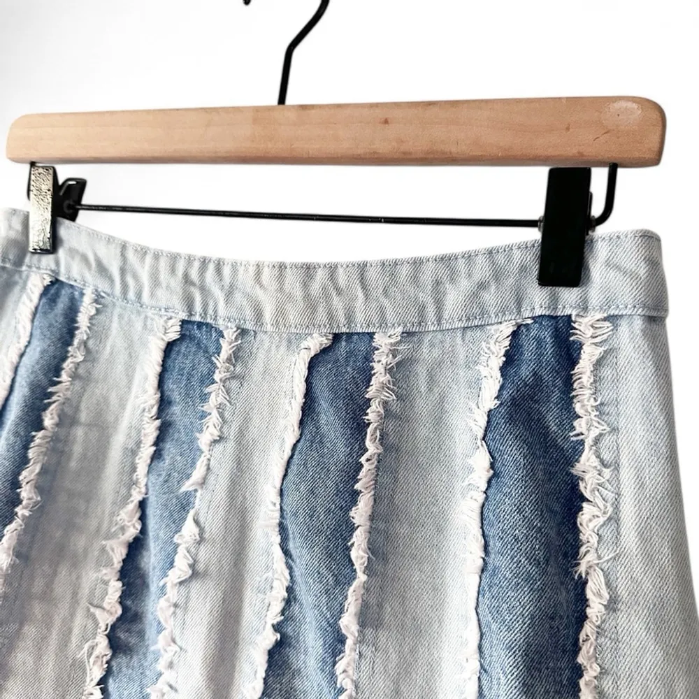 Social Tourist Ultra High Rise Patchwork Denim Mini Skirt Size 7 W28 Blue - Image 2