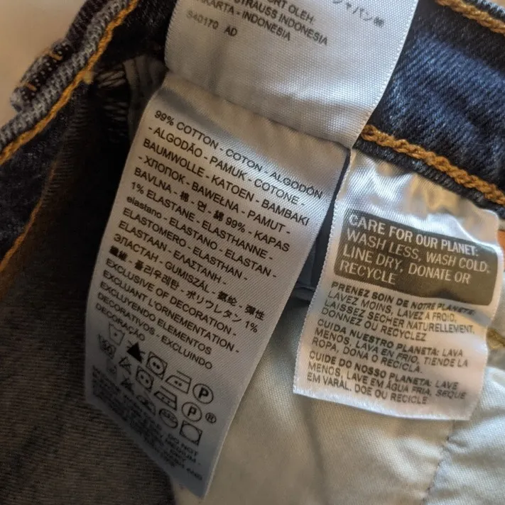 Levi’s  Brand New Ribcage Charleston Chill Shorts - Image 9