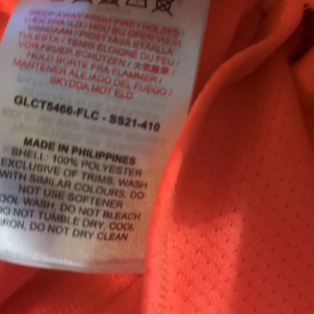 Gymshark pulse crop top size medium - Image 5