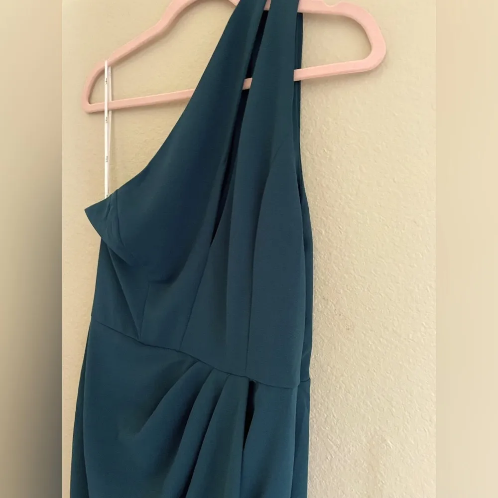 Lulus Enchanting Essence Green One-Shoulder Cutout Tulip Dress NWT - Image 8