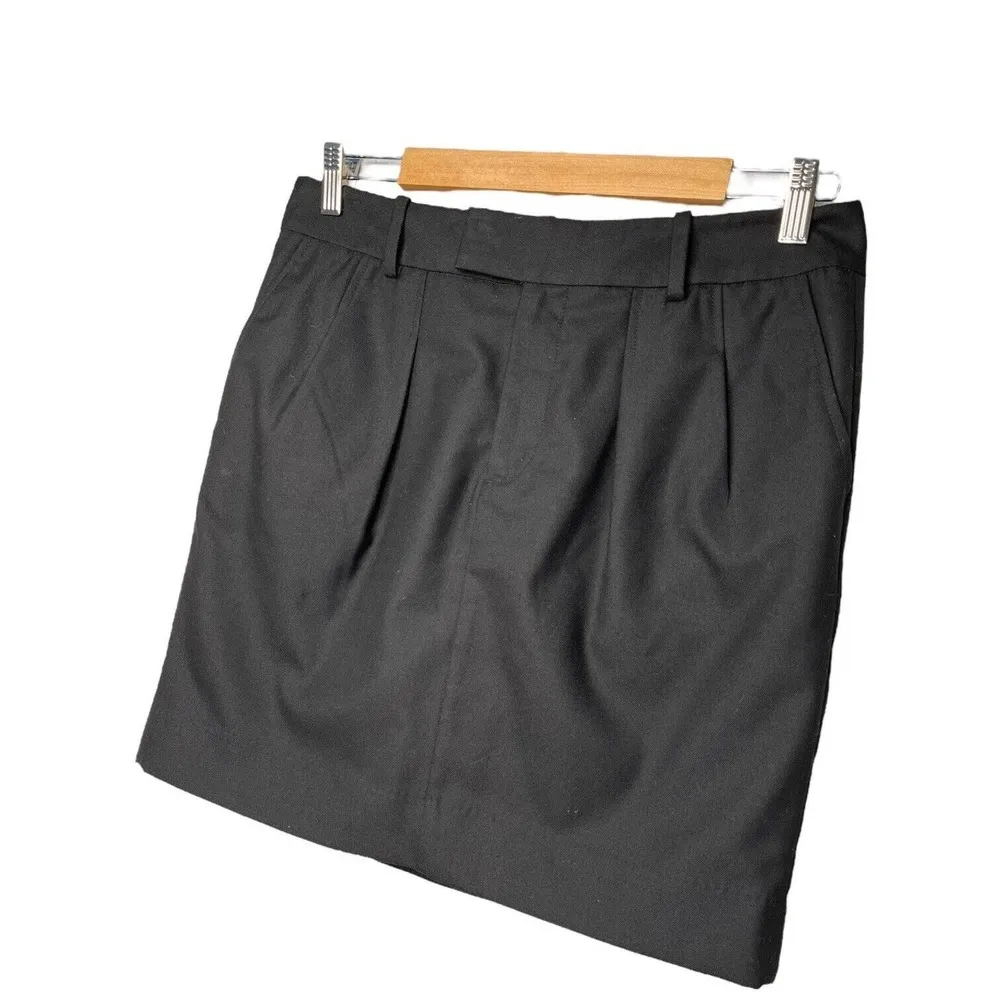 Gap Pleated Front Pocket Career Lined Zip Mini Skirt Black 4 - Image 2