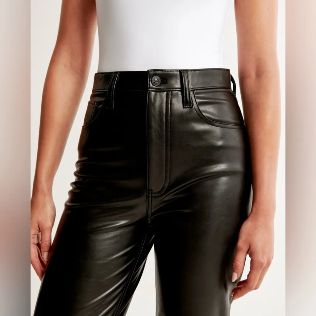 ✨HP✨ Abercrombie & Fitch 90’s Straight Ultra High Rise Leather BLK pants 20s NWT - Image 3