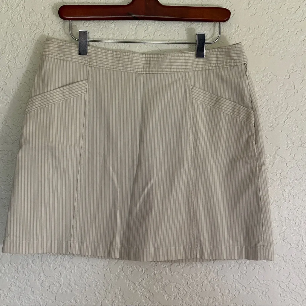 Dockers Tan Beige Pinstriped Size 8‎ Golf Pickleball Tennis Skorts Cotton Blend - Image 5