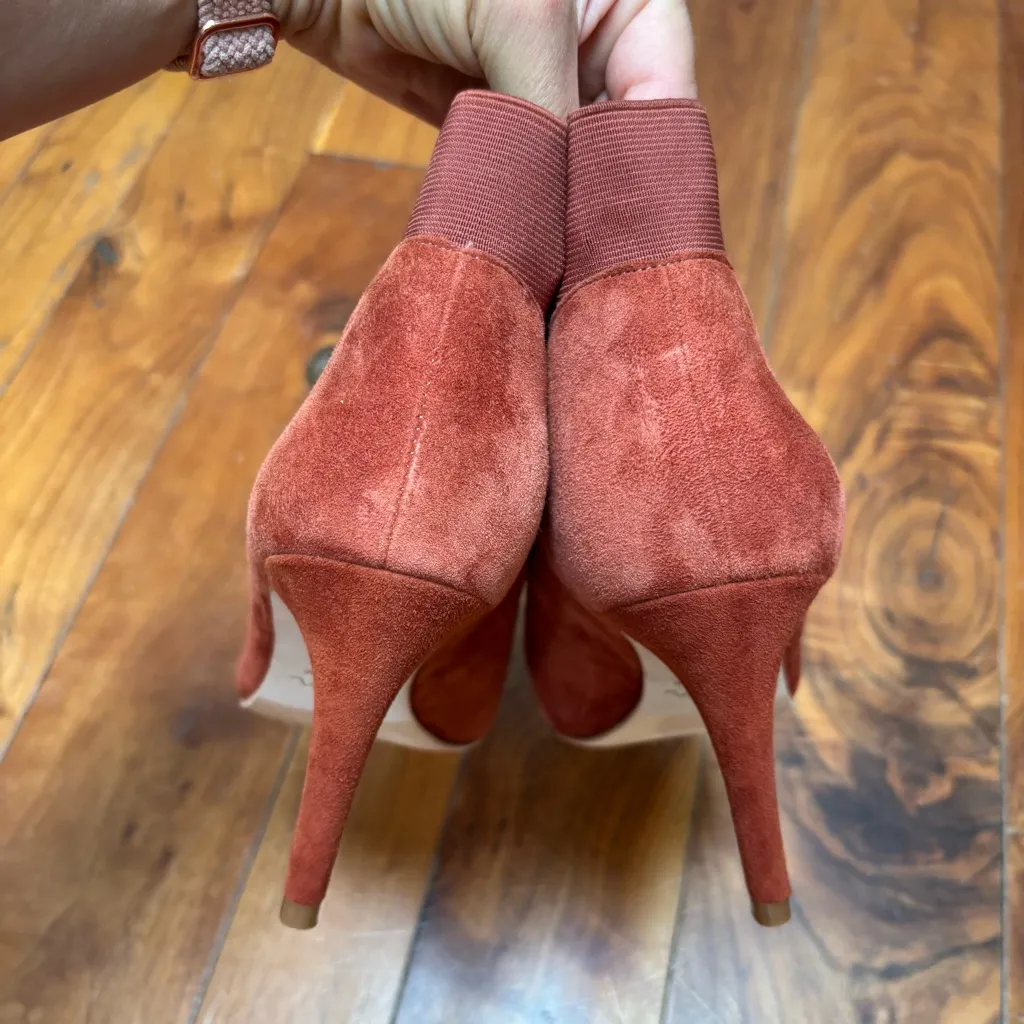 NEW BODEN Elsworth Stiletto Suede Ankle Boots in Rust 8 - Image 8