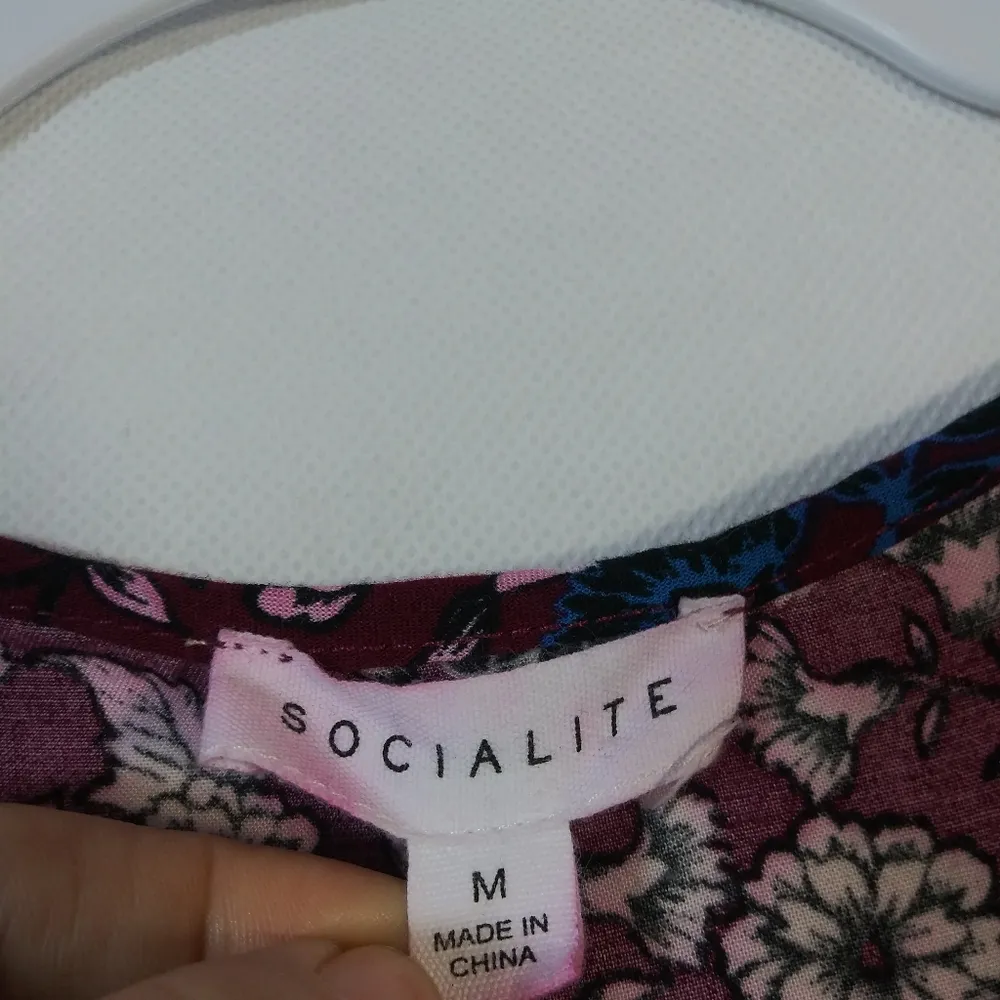 Socialite Burgundy Bell Sleeve Boho Dress Size M - Image 7