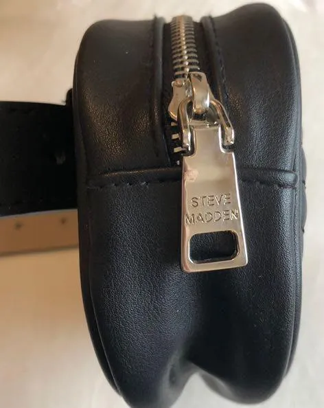 Steve Madden Leather  Fanny Pack - Image 4