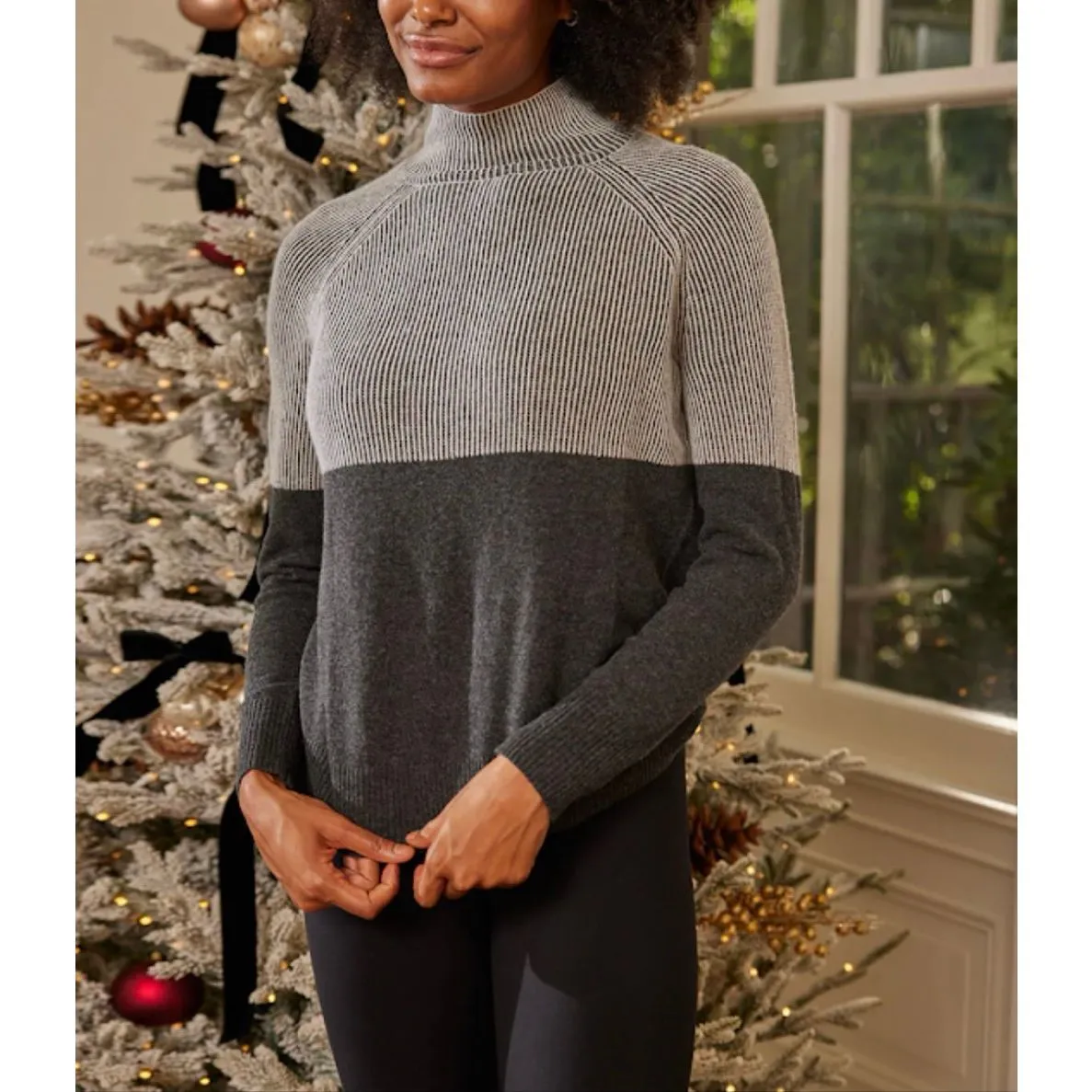 Summersalt Two-Tone Cashmere Merino Wool Turtleneck Sweater Small - Image 3