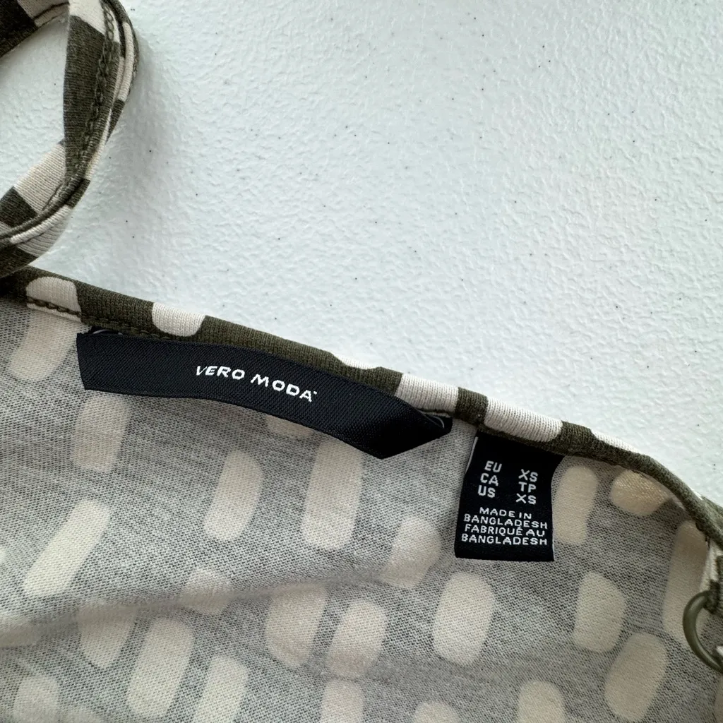 Vera Moda Dress Size Extra Small - Image 7