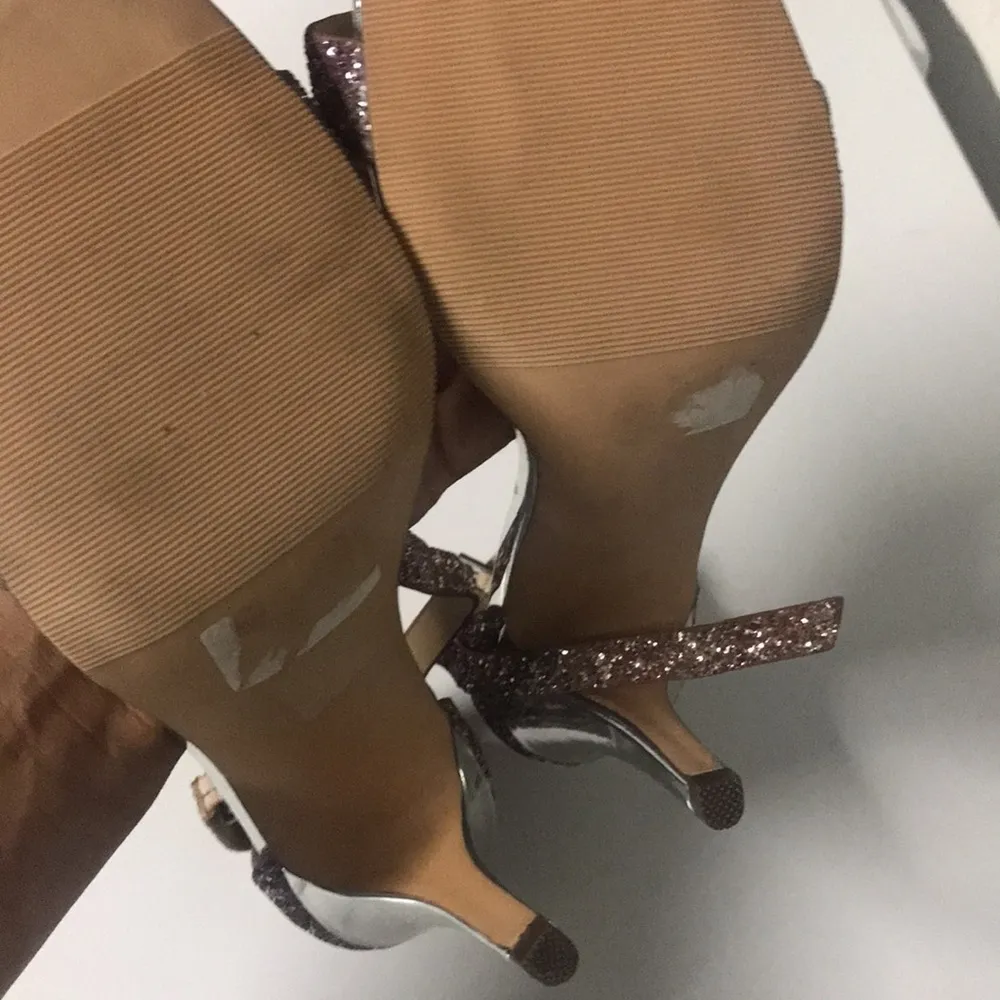 Head Over Heels by Dune - Image 8