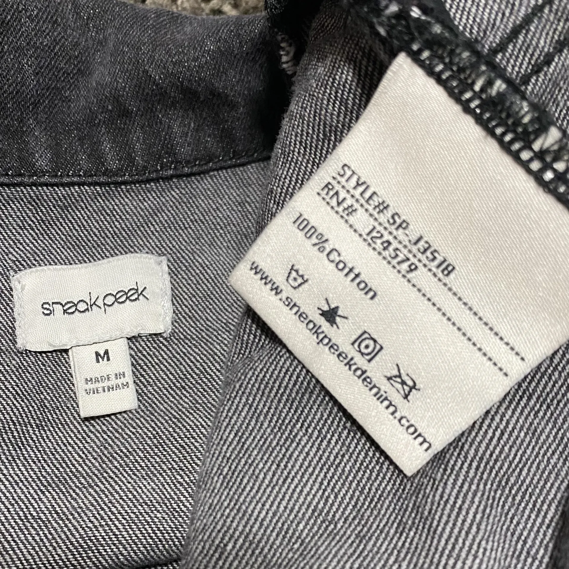 Sneak Peek Women’s Denim Jacket Size Medium Faded Black Distressed Jean Jacket - Image 5