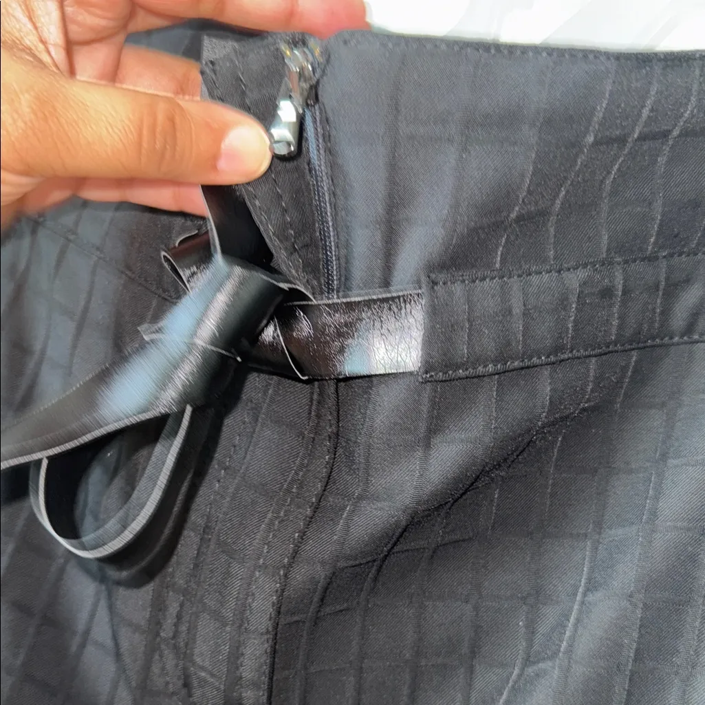 Emporio Armani Black Pencil Skirt EUC M - Image 5
