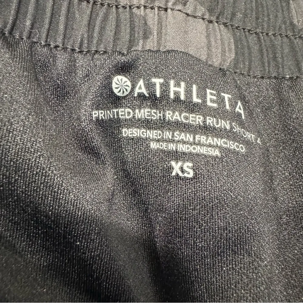 Athleta ‎ Mesh Racer Run Short 4” - Image 3