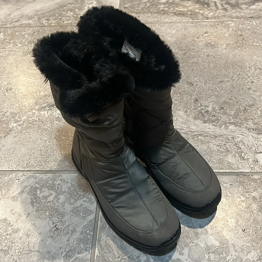 Easy Street Easy Dry by Cuddle Waterproof Boots in Grey/Nylon Size 8 NEW in Box - Image 8