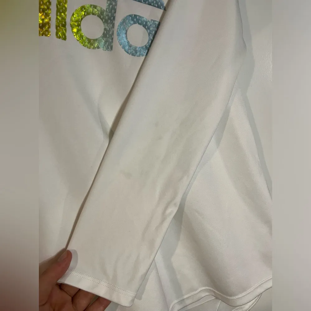 Adidas White Long Sleeve Scoop Neck Climalite Top Rainbow Decal Logo Size Large - Image 7
