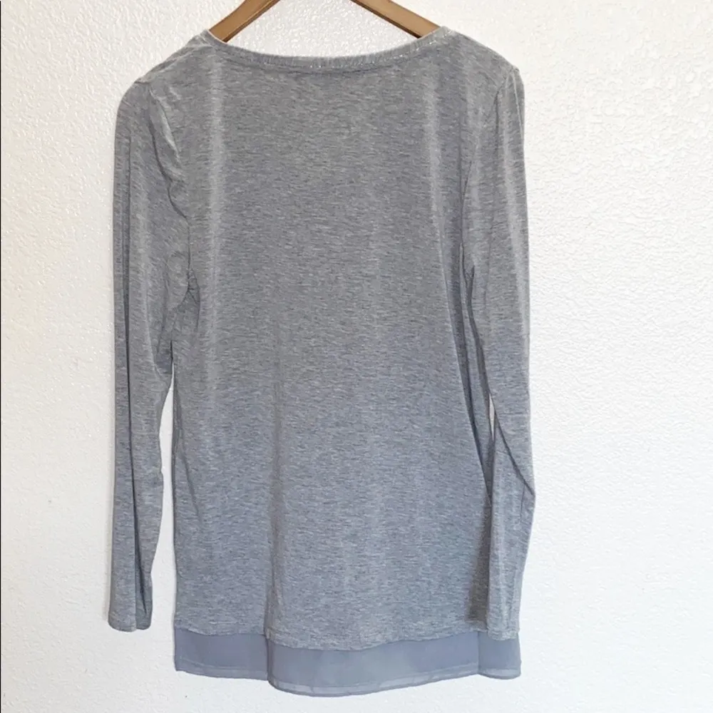 WHBM Gray V Neck Sparkle Detail Long Sleeve Top - Image 9