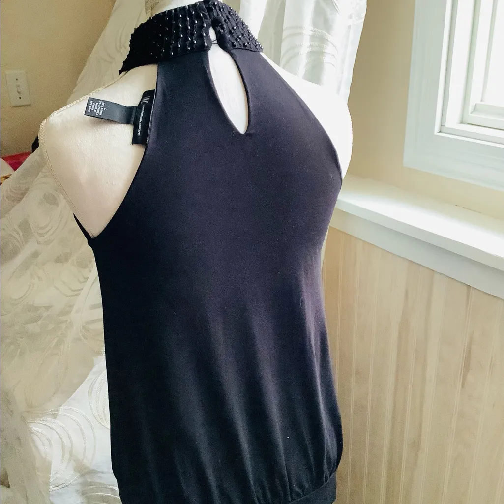 Very dressy embellished top 🔥🔥 Black Size M - Image 8