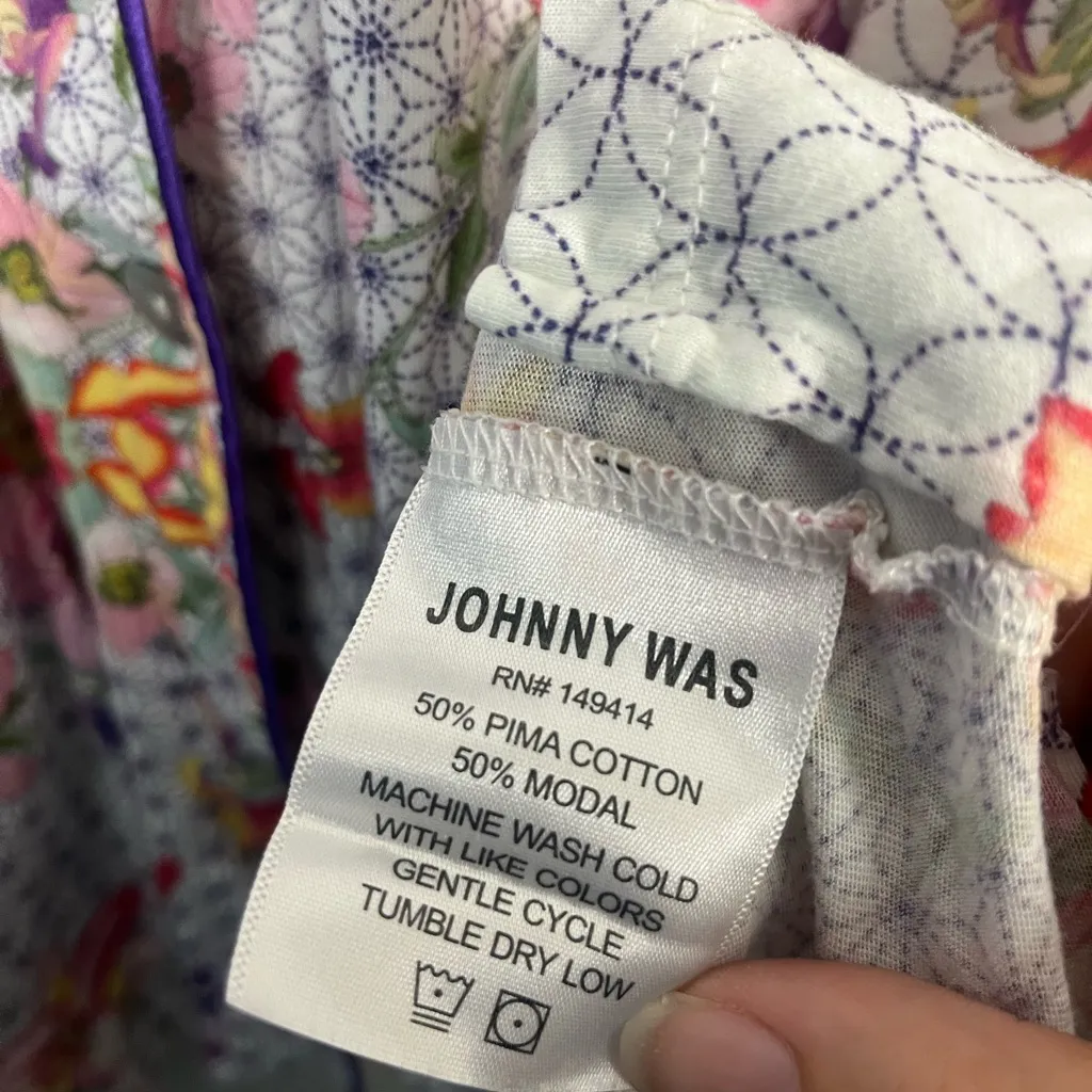 Johnny was two piece short and button up pajama set geometric floral size XXL - Image 4