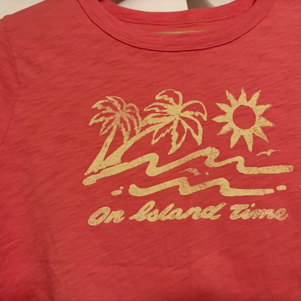 Old Navy Everyday T Shirt Small Orange On Island Time Beach Graphic Coral Pink - Image 2
