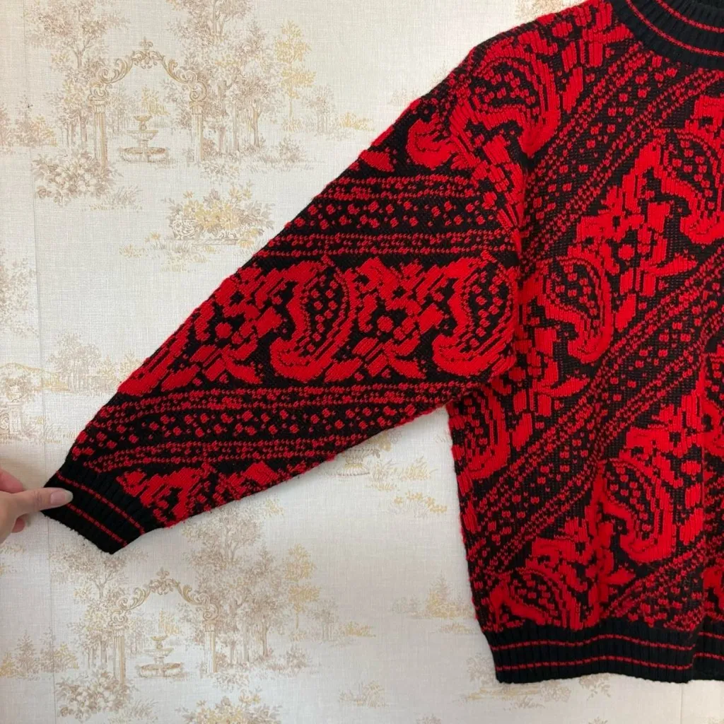 Vintage 80s 90s red and black paisley mock neck chunky knit sweater Size L - Image 3
