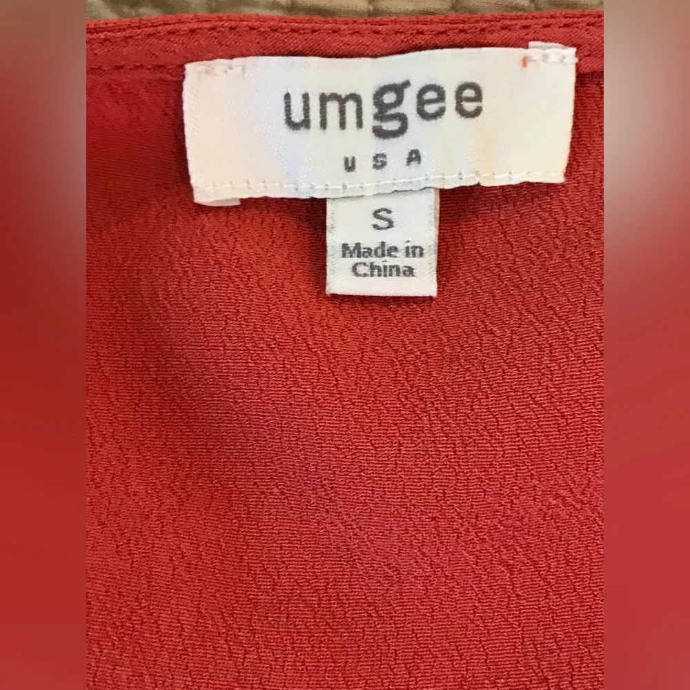 New NWOT Umgee Rust Ruffle Romper Small S - Image 5
