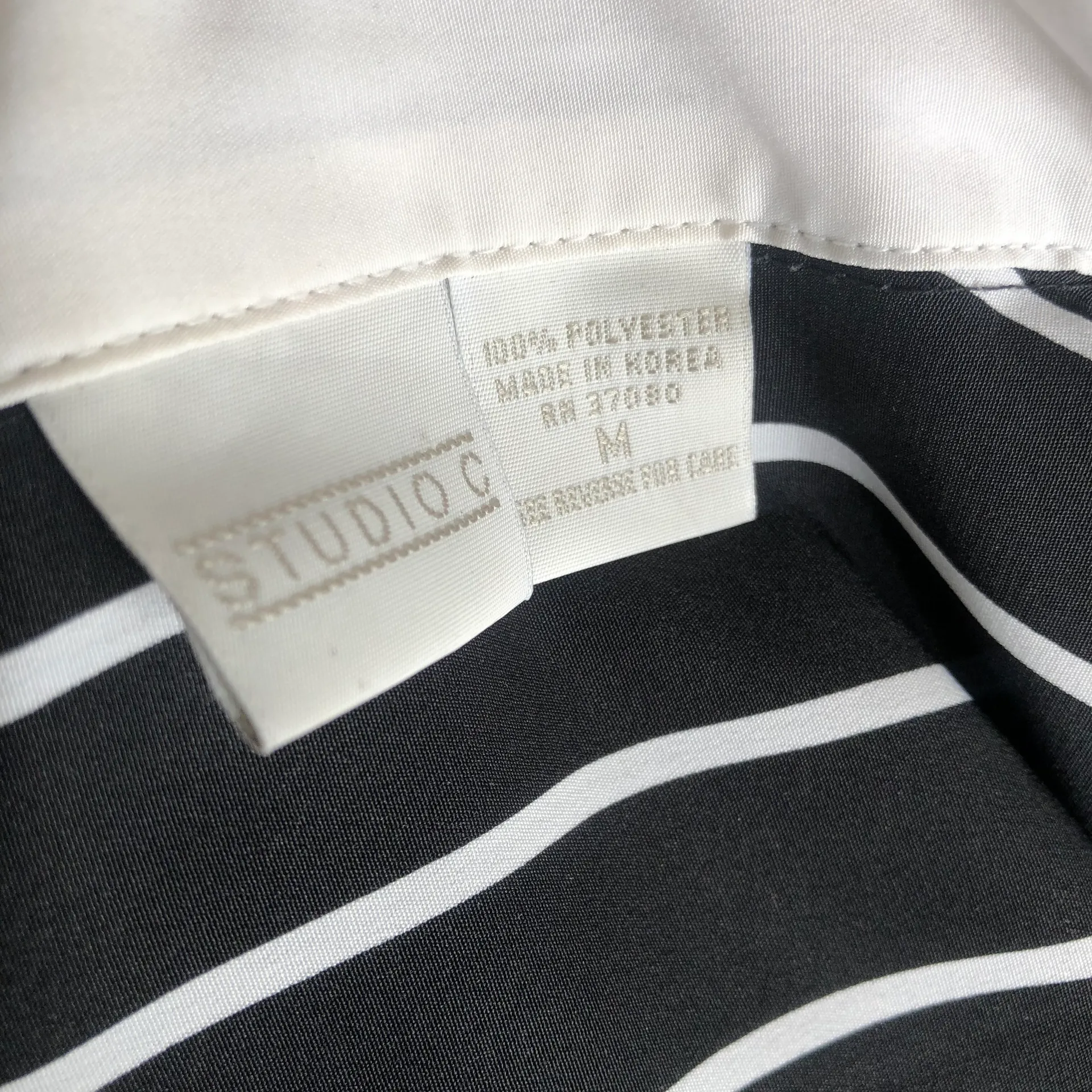 Black and white striped button up down long sleeve lightweight loose flowy shirt Size M - Image 3