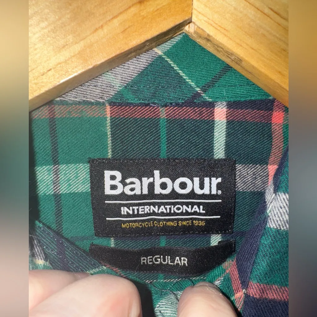 Barbour Green Plaid Flannel Button‎ Down Women’s 4 - Image 4