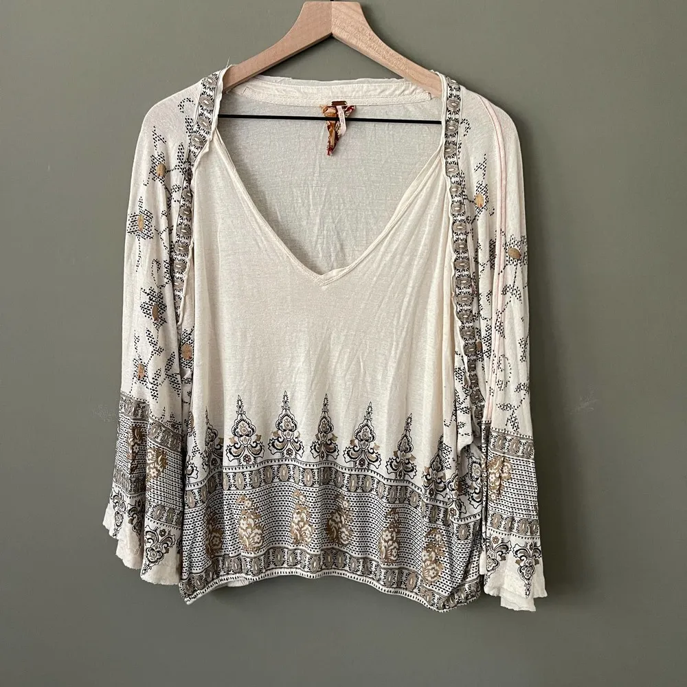 Free People Medallion Printed Dolman Long Sleeve - M - Image 12