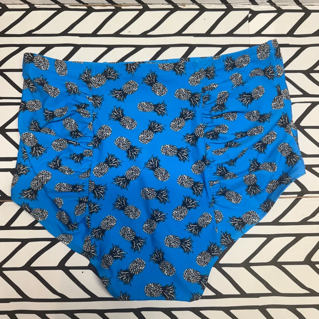 Torrid Blue Pineapple Print High-Waisted Bikini Bottoms size 2 - Image 5