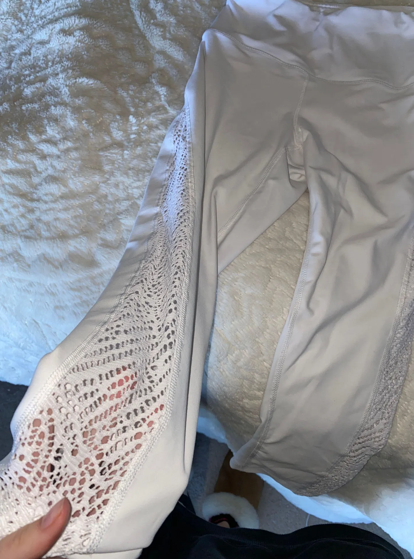 Cropped White Leggings - Image 2