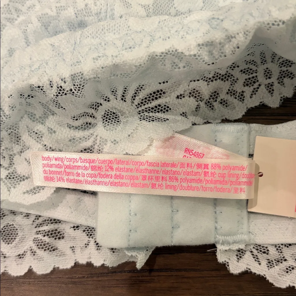 New With tags PINK Light Blue Lace Halter Bralette Sz M - Image 6