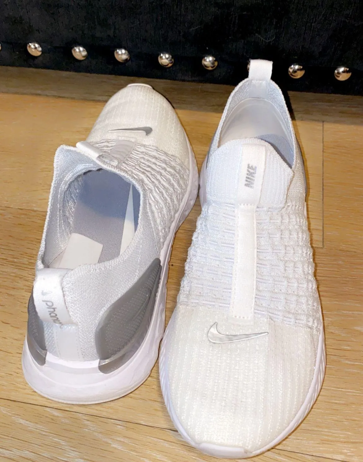 Nike Running Shoes - Image 2