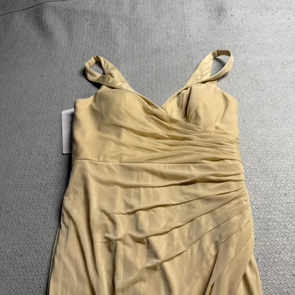 AZAZIE LEANDRA Champagne Mermaid V-Neck Pleated Mesh Dress Size 10 NWT - Image 9