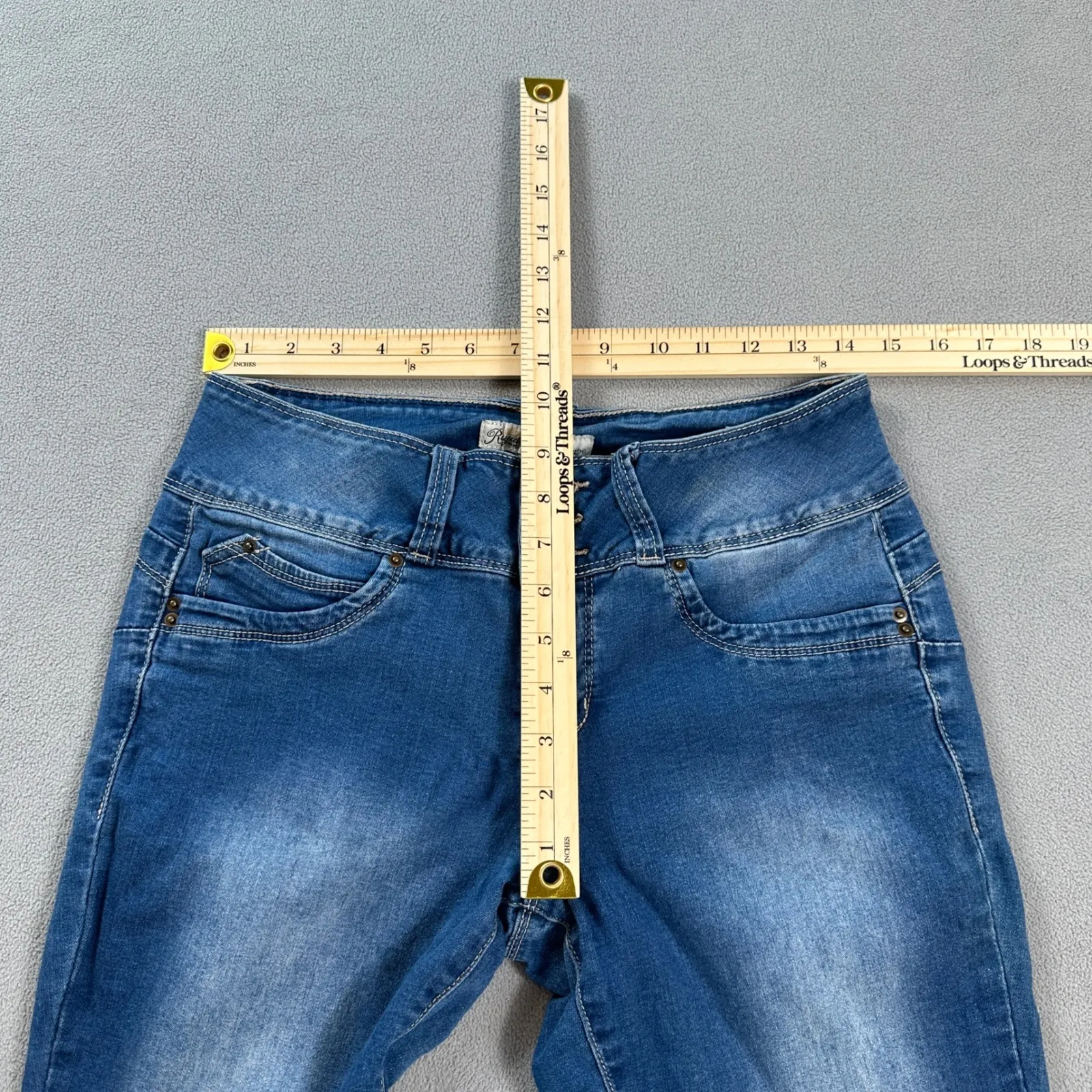 Royalty For Me Jeans Womens 8 Blue Wash Skinny High Rise Medium Wash Button Fly - Image 3