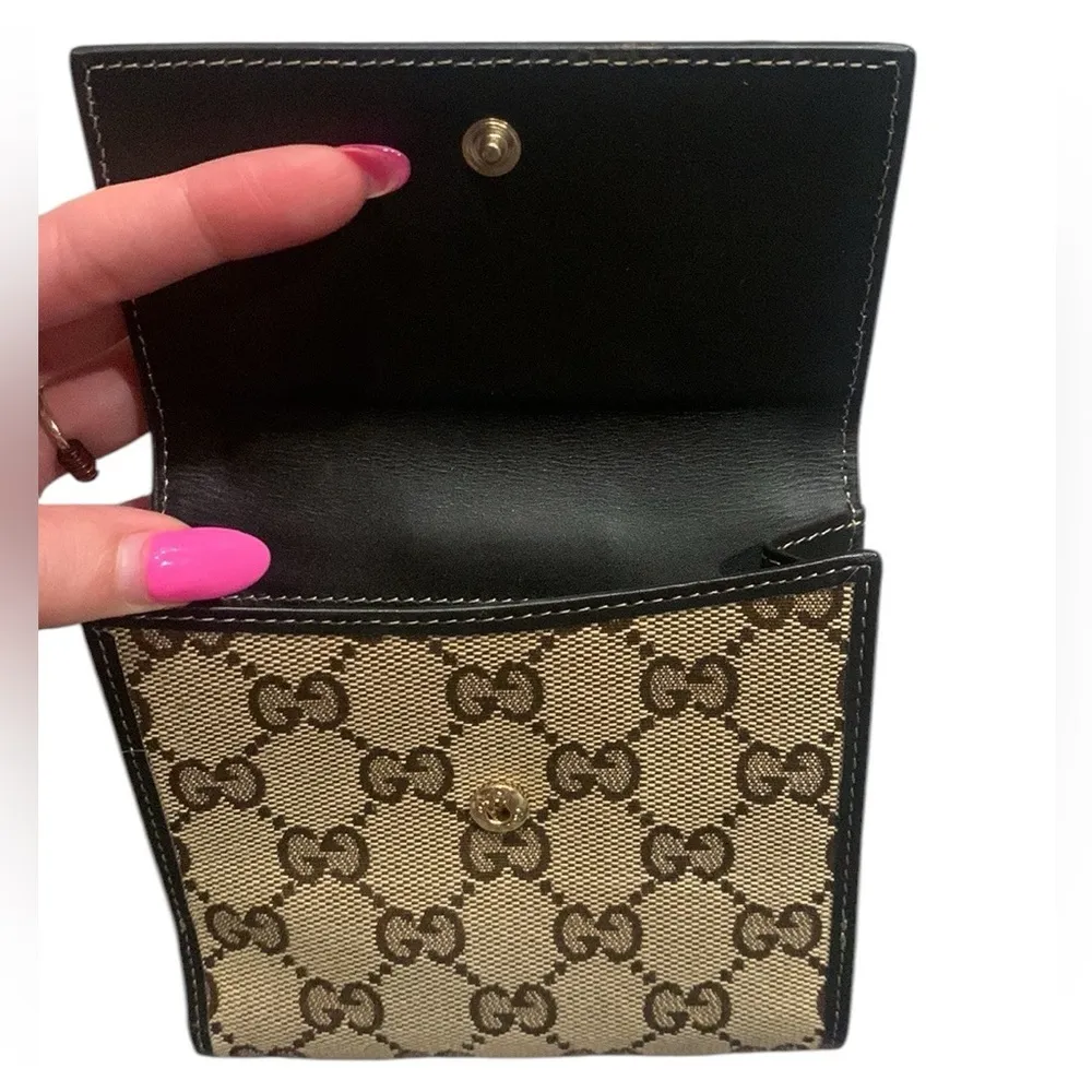 • Gucci gold heart canvas and leather bifold wallet - Image 4