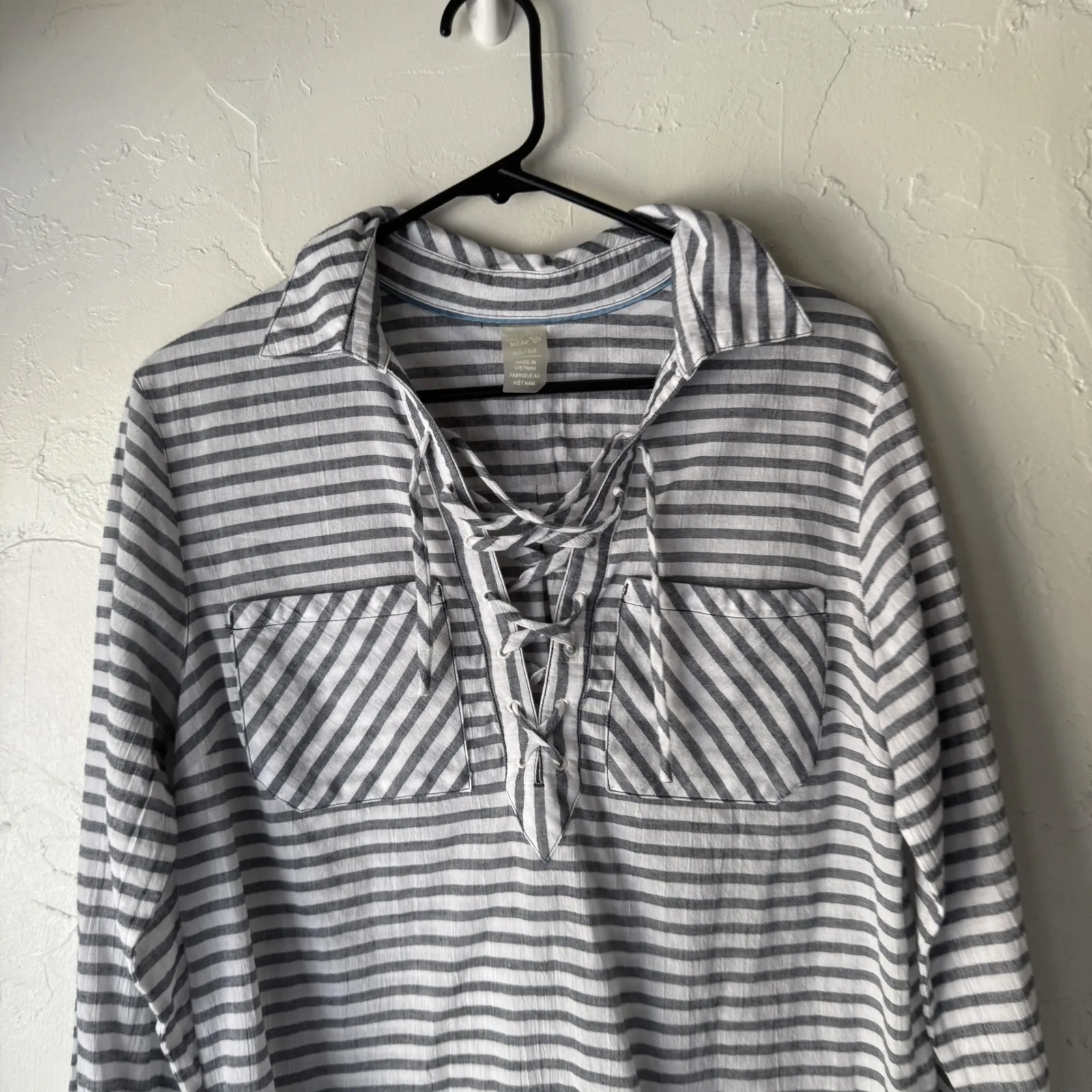 Mountain Hardwear Striped Lace Up Long Sleeve Shirt Womens Medium Light Preppy - Image 2