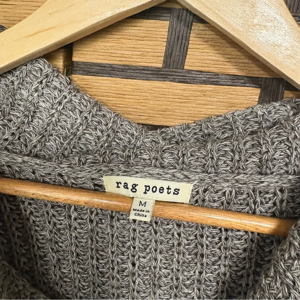Rag Poets  Gray Sweater‎ Size Medium - Image 6